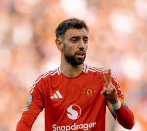 bruno fernandes 1 300x266 1
