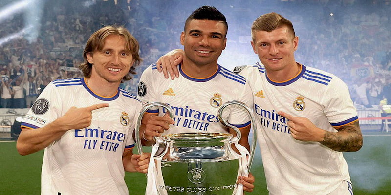 Tiền vệ người Croatia là nhân tố cuối cùng trong đội Galaticos 2.0 của Real Madrid