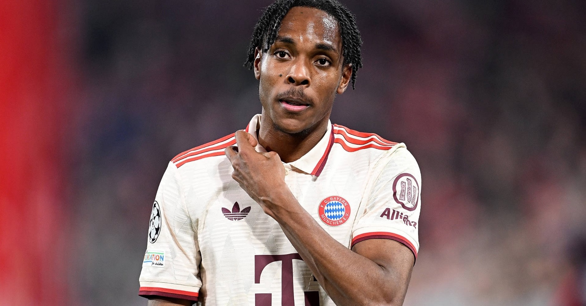 Mathys Tel từ Bayern munich