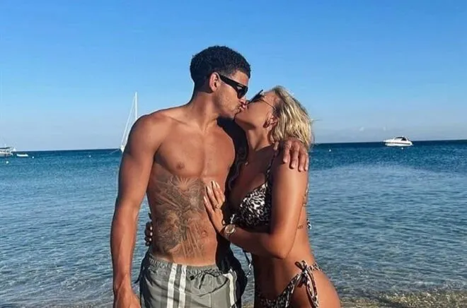 morgan gibbs white 3