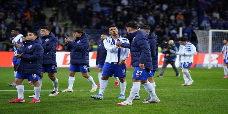 Porto mùa giải này không có sự ổn định Porto mùa giải này không có sự ổn định
