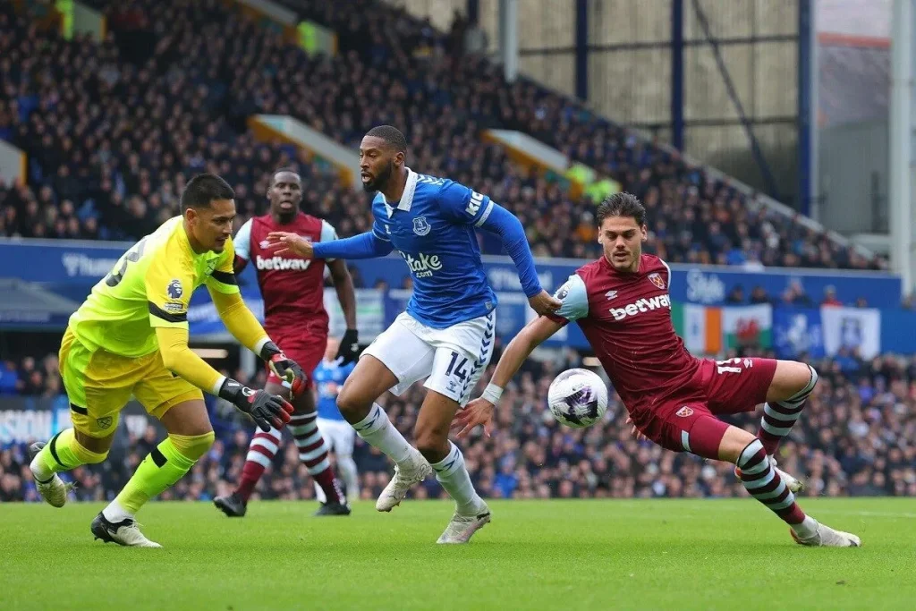 soi keo west ham vs everton 1 3