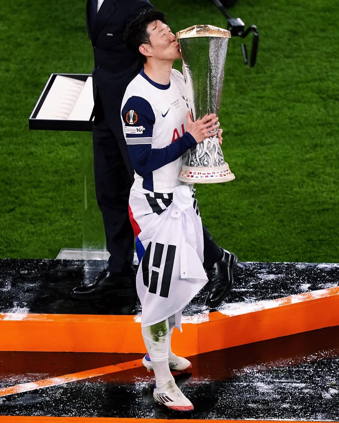 Câu chuyện của "Hoàng tử châu Á" sẽ mãi mãi được nhớ đến như một trong những câu chuyện cổ tích đẹp nhất trong lịch sử bóng đá